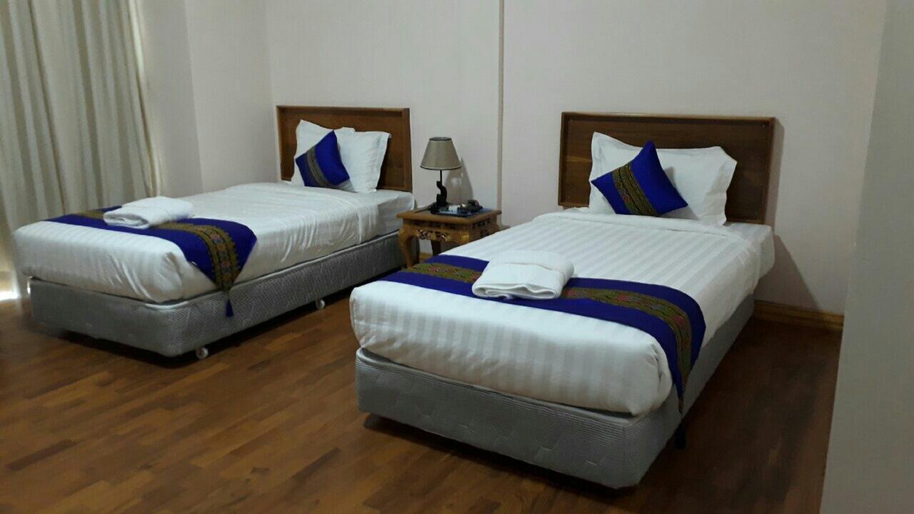 Famous Hotel Loikaw Dış mekan fotoğraf